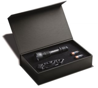 Force Bones kinkekomplekt - Taskulamp Mactronic M-Force 640 ja nuga Buck 870 Bones Black